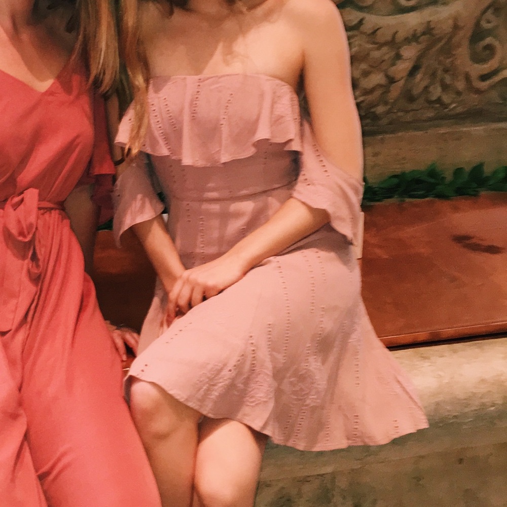 ASTR the label pink flowy dress XS worn once!